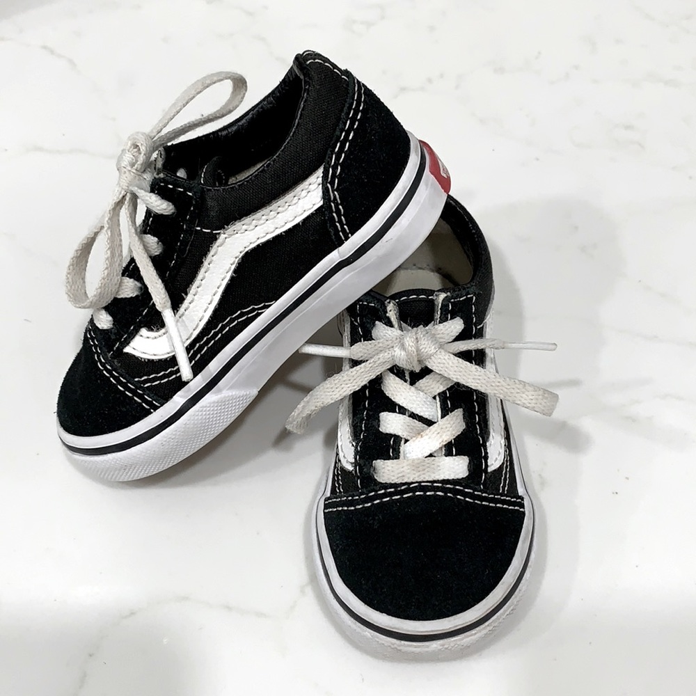 Vans Toddler Old Skool Sneakers Sz 5